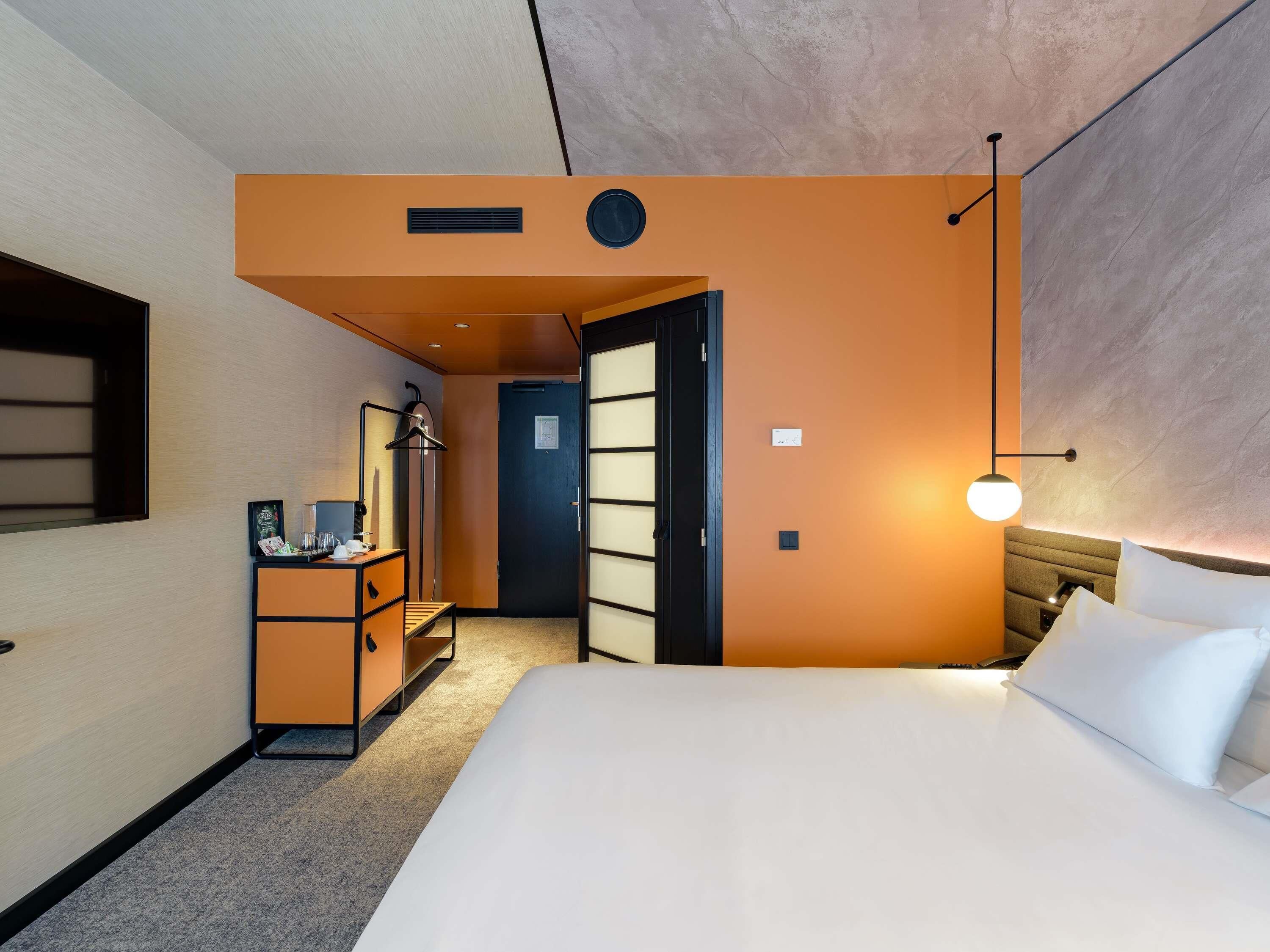 Hochwertige Bettwaren, kostenlose Minibar, Zimmersafe