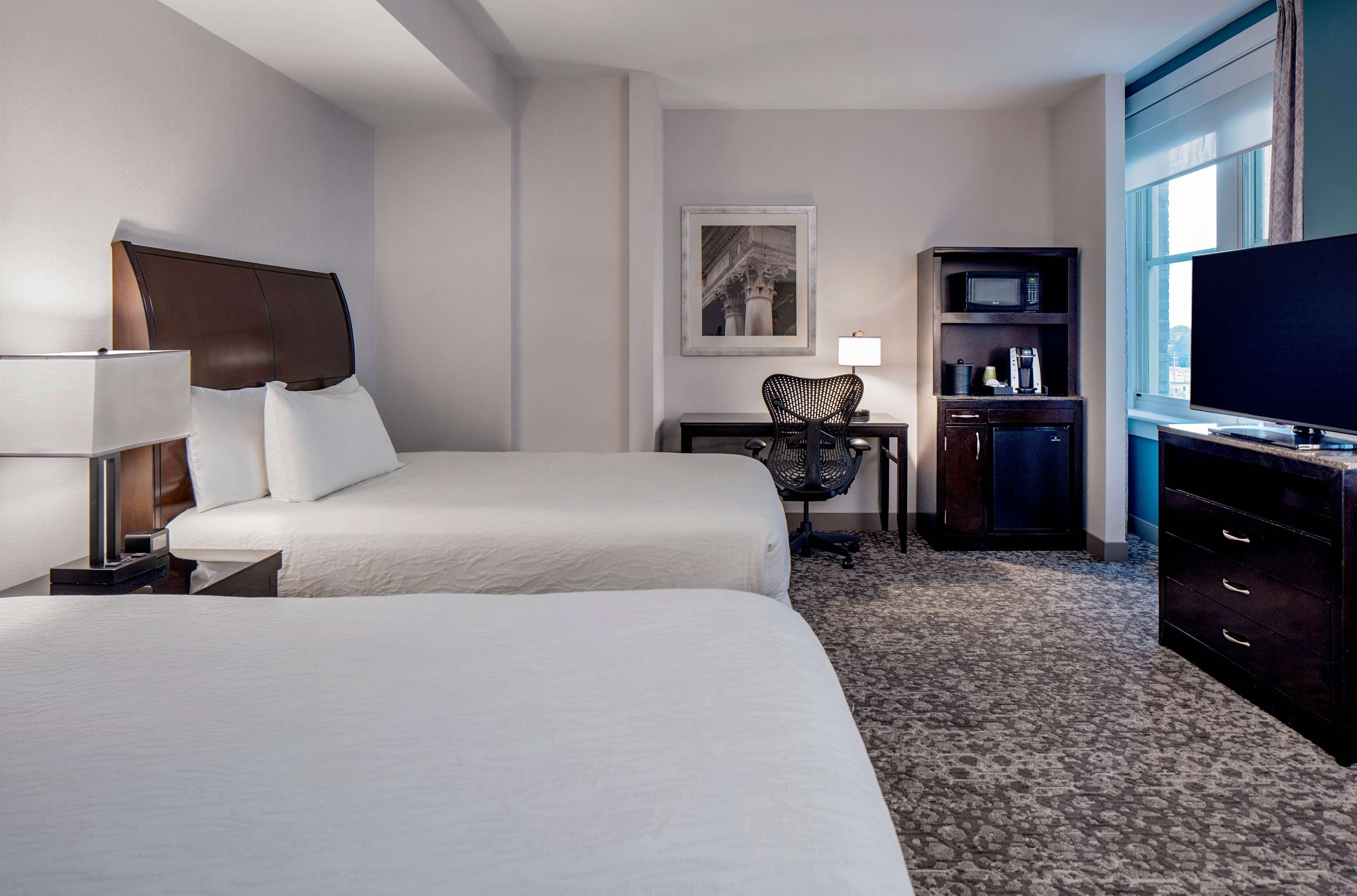 5 Best Hotels With Smoking Rooms In Jackson, Mississippi Trip101