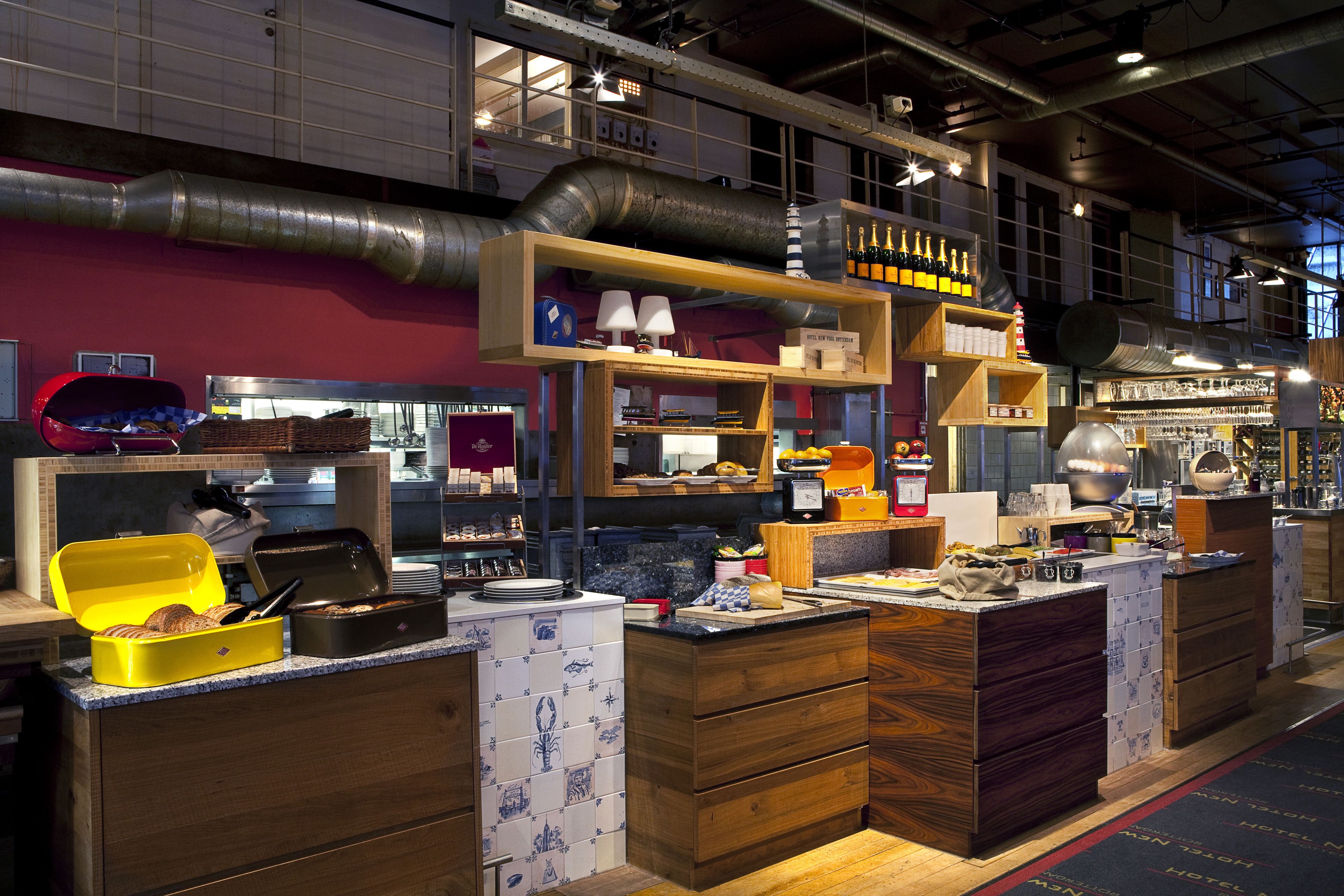 daily buffet breakfast (eur 24 per person)