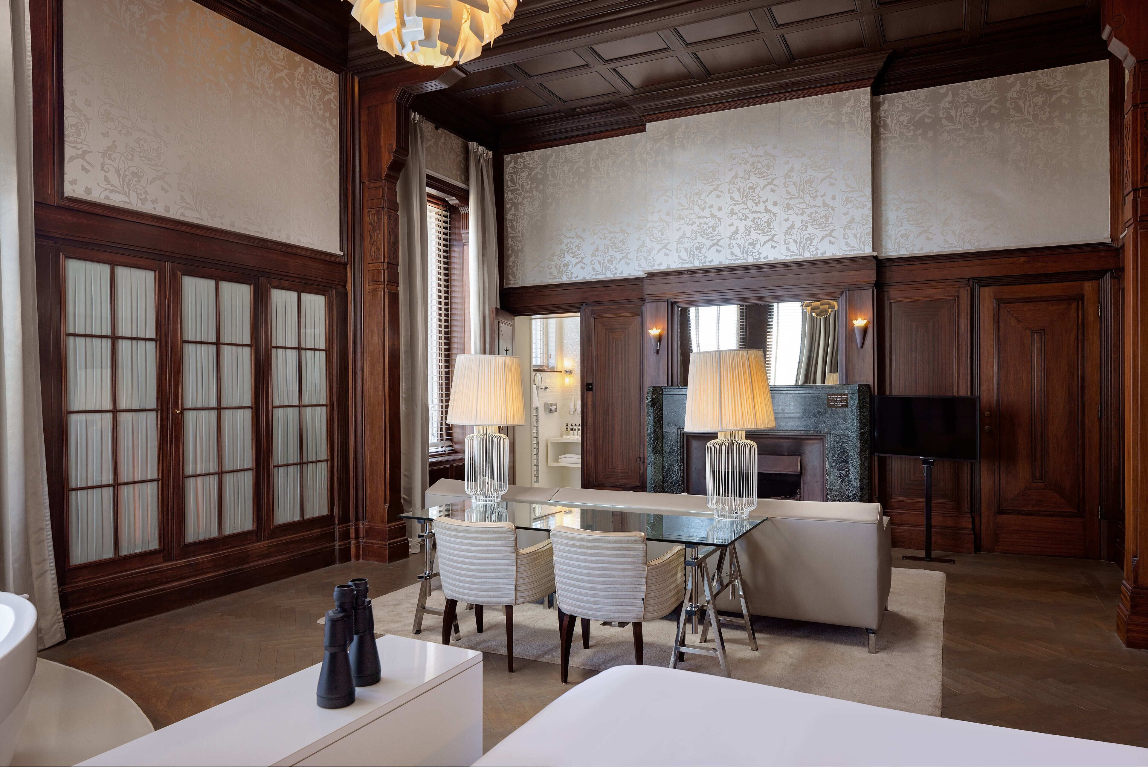 presidential suite, river view | 1 bedroom, in-room safe, desk, blackout curtains