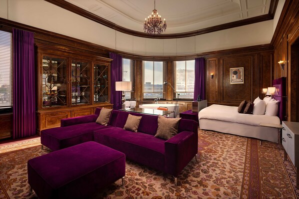 Presidential Suite, River View