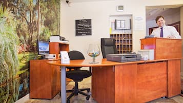 Concierge desk