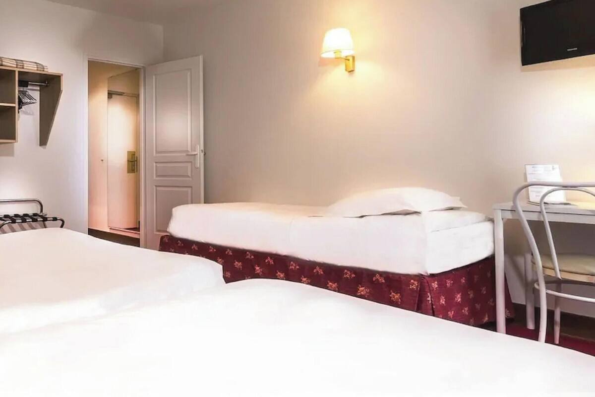 Individually decorated, desk, blackout drapes, soundproofing