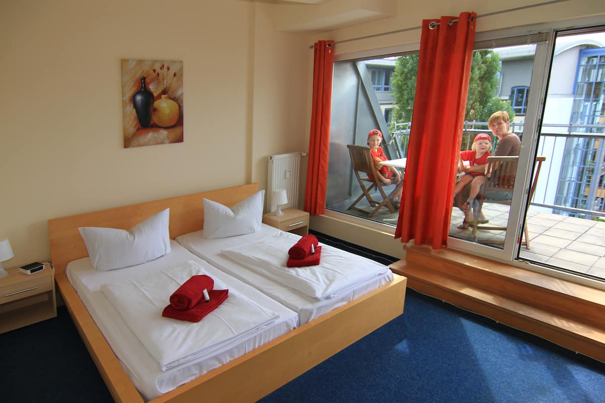 Double or Twin Room | Desk, cots/infant beds, free WiFi