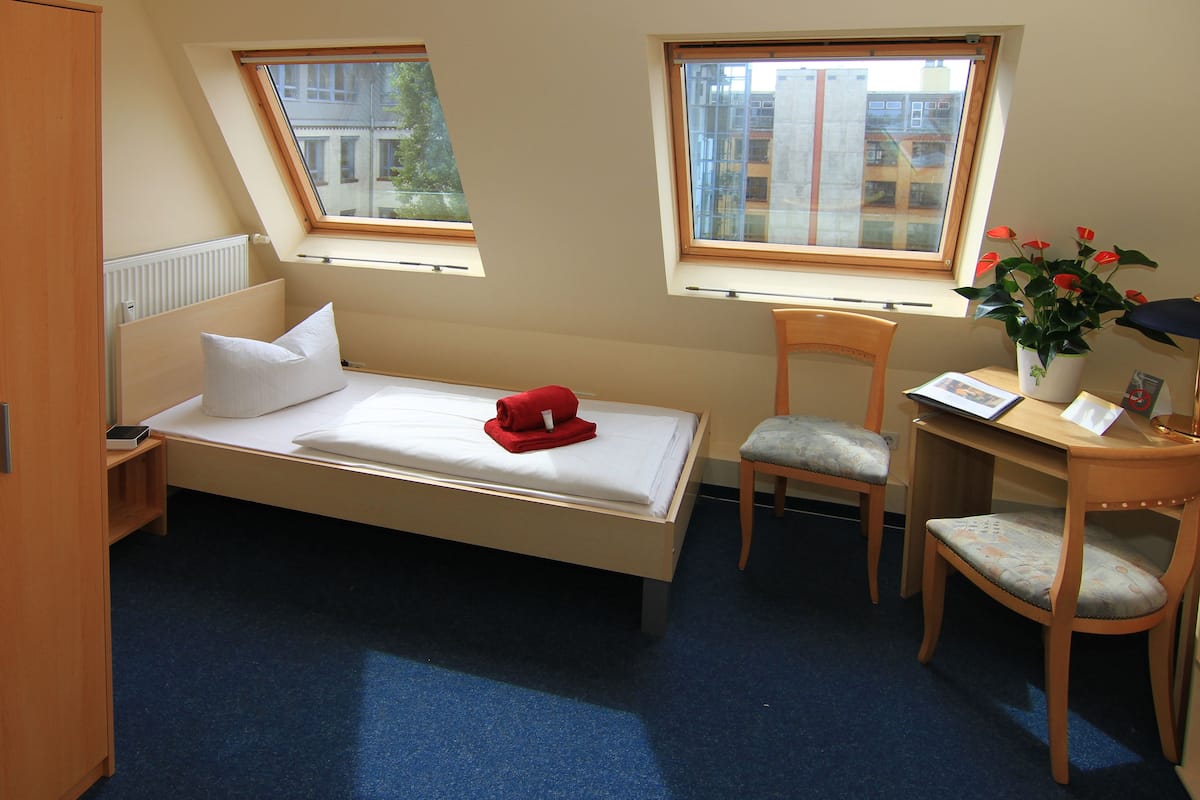 Single Room, Private Bathroom | Desk, cots/infant beds, free WiFi