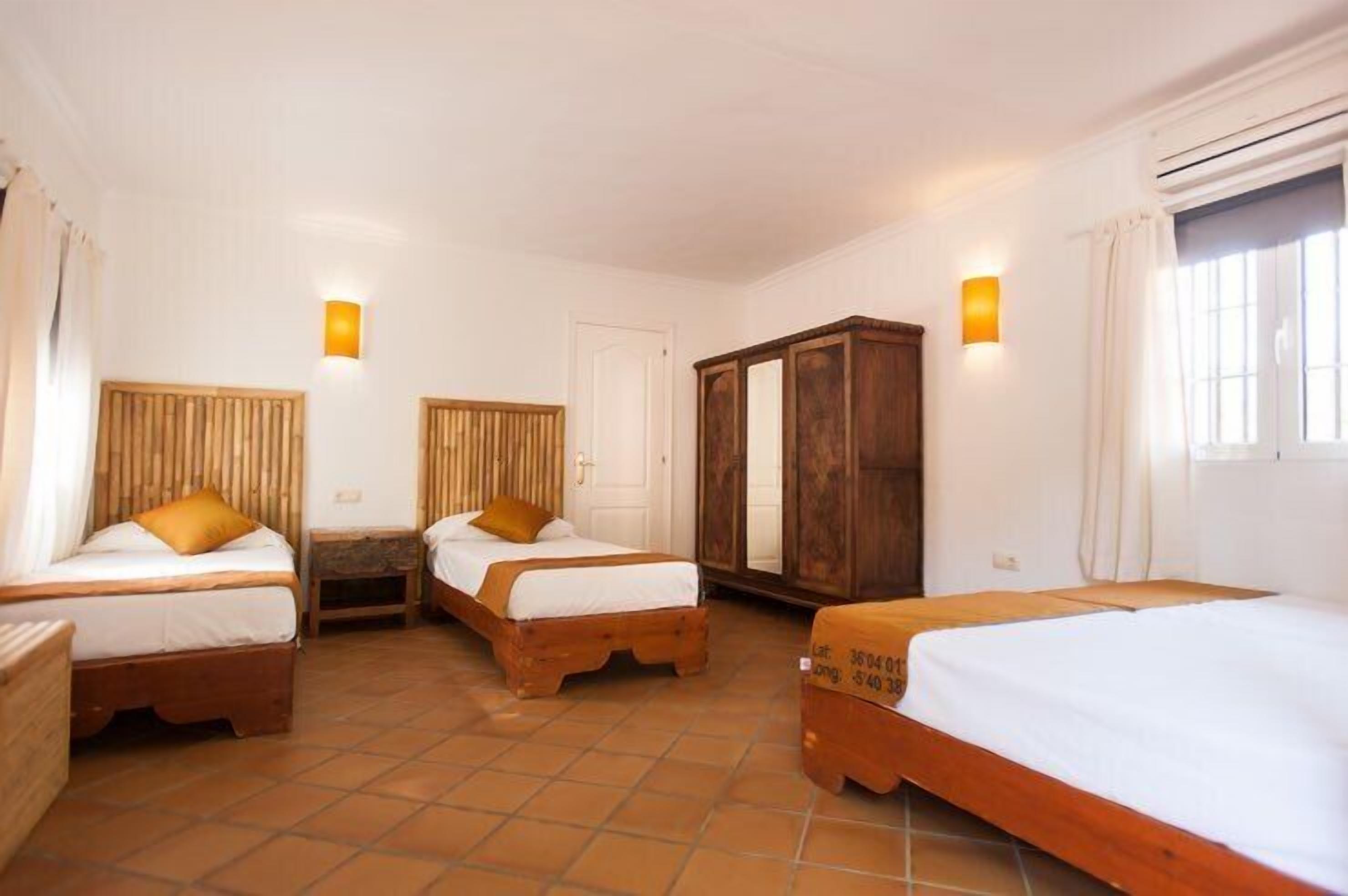 minibar, in-room safe, rollaway beds, free wifi