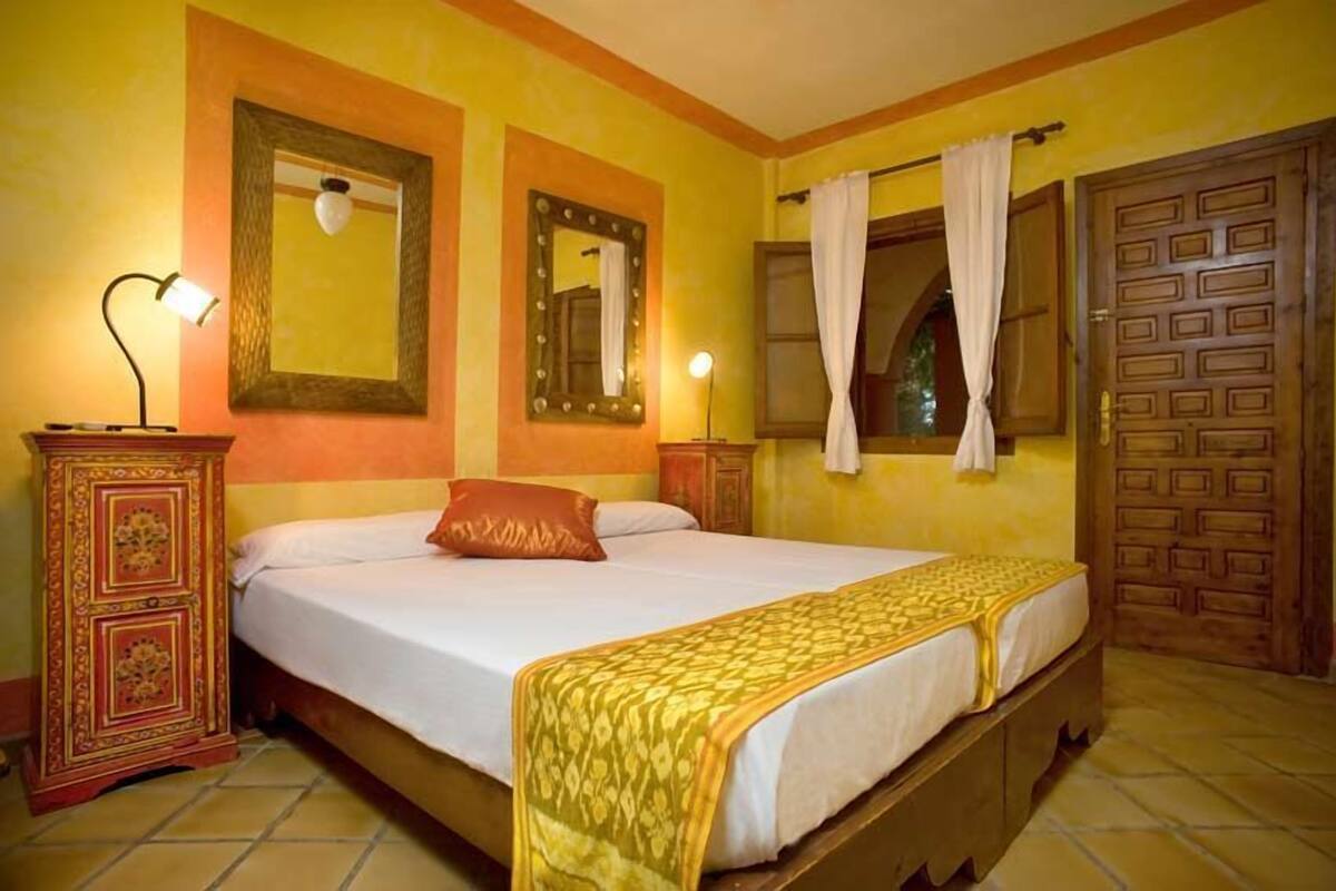 minibar, in-room safe, rollaway beds, free wifi