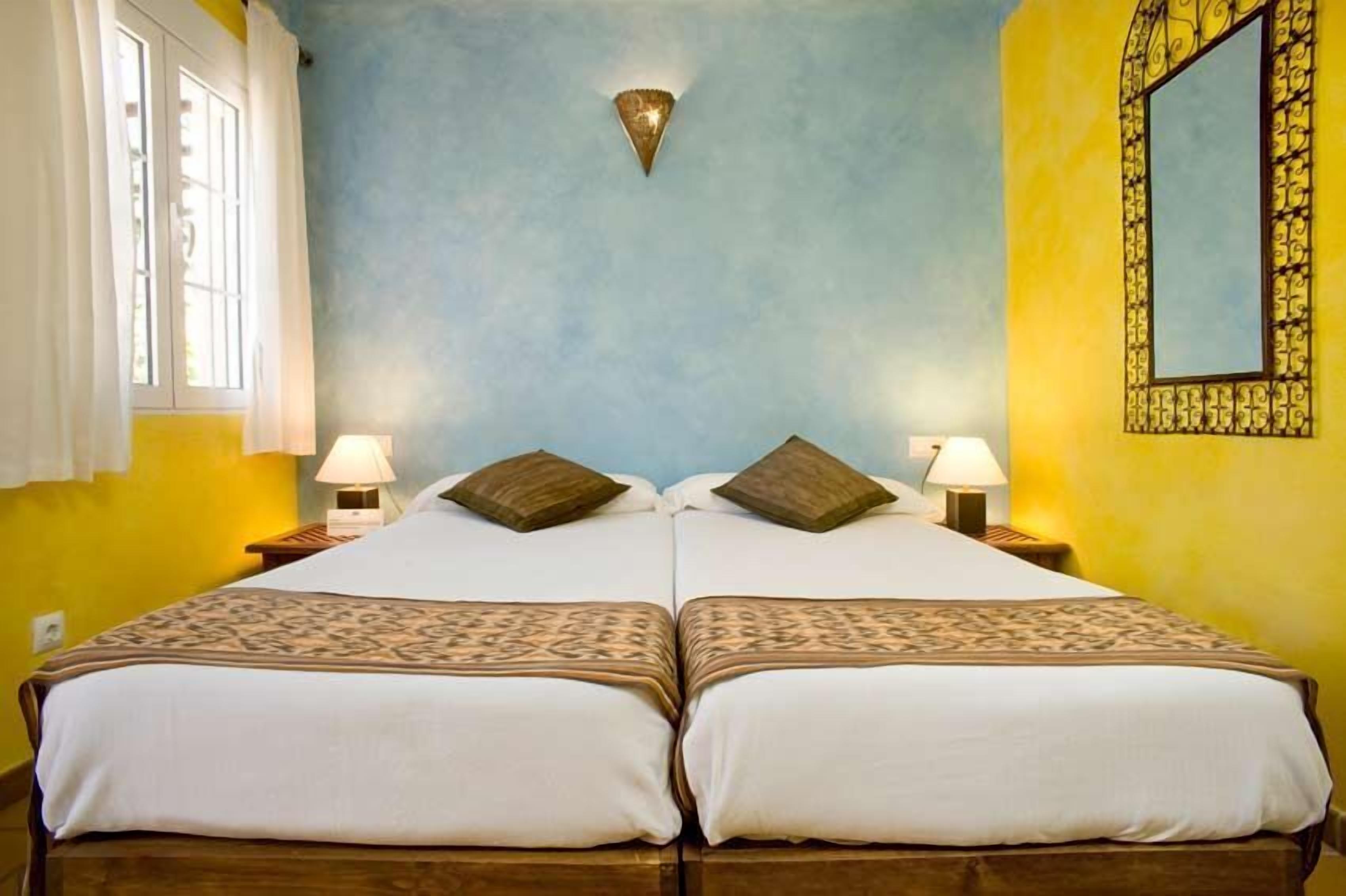 minibar, in-room safe, rollaway beds, free wifi