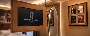 Double Room | Pillowtop beds, in-room safe, desk, blackout drapes - The Residence Hotel (Galway)