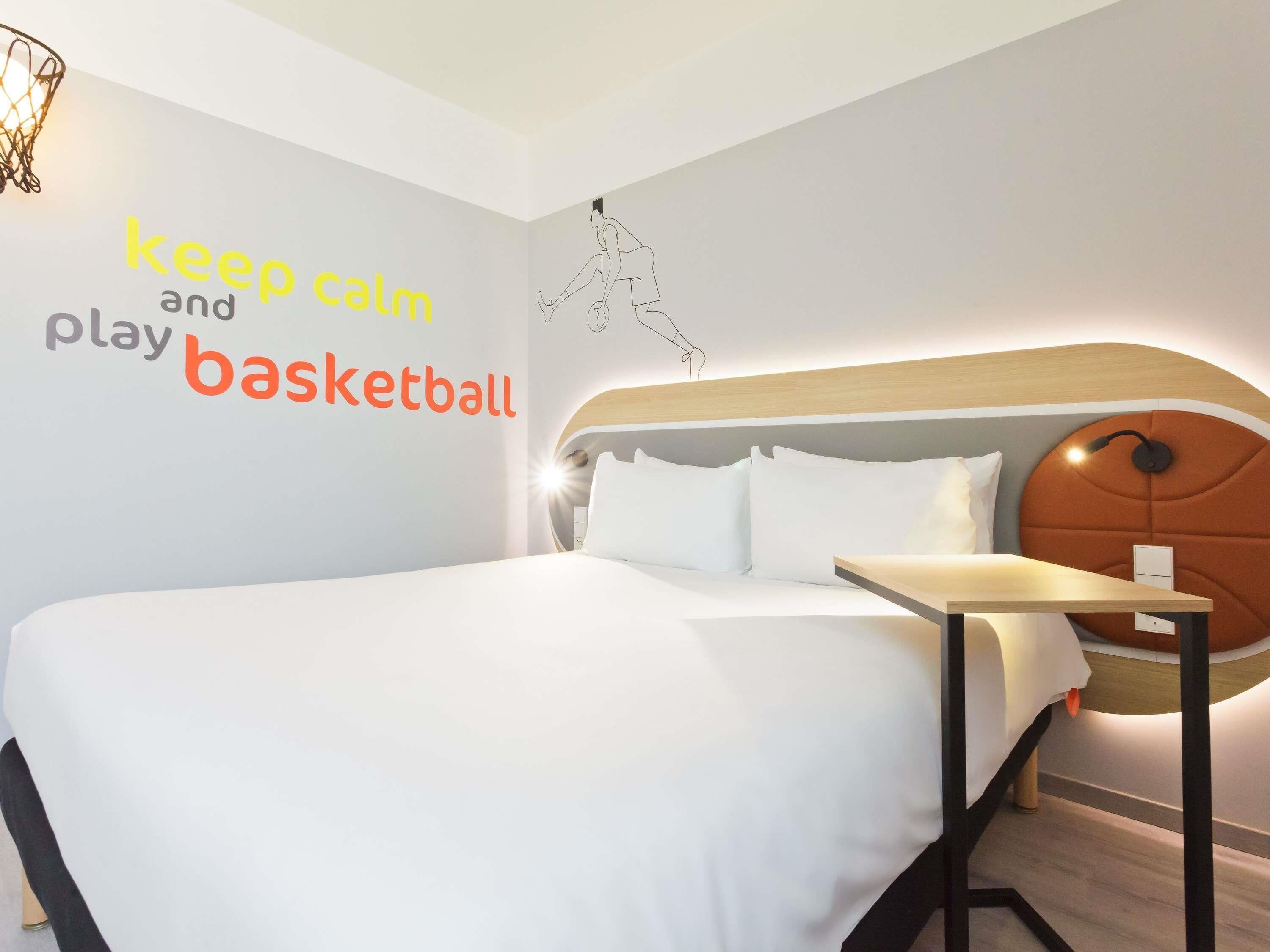 Room, 1 Queen Bed with Sofa bed | Desk, soundproofing, iron/ironing board, free cots/infant beds