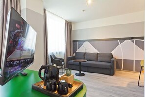 Room, 1 Queen Bed with Sofa bed | Desk, soundproofing, iron/ironing board, free cribs/infant beds - Ibis Styles Kaunas Centre (Kaunas)