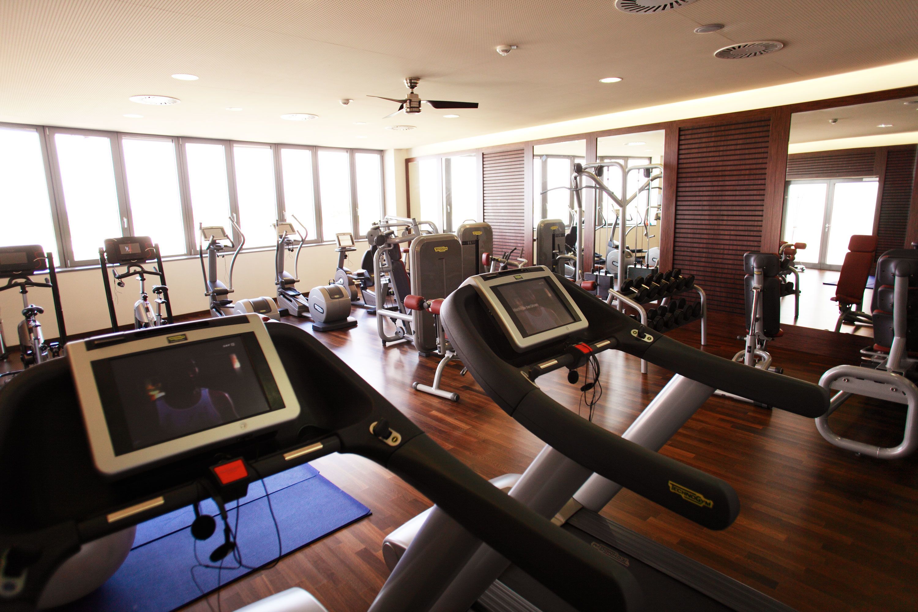 fitness studio
