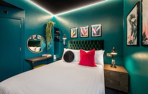 In-room safe, desk, soundproofing, iron/ironing board
