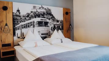 Apartment, 2 Schlafzimmer, Nichtraucher | Minibar, Zimmersafe, Schreibtisch, laptopgeeigneter Arbeitsplatz