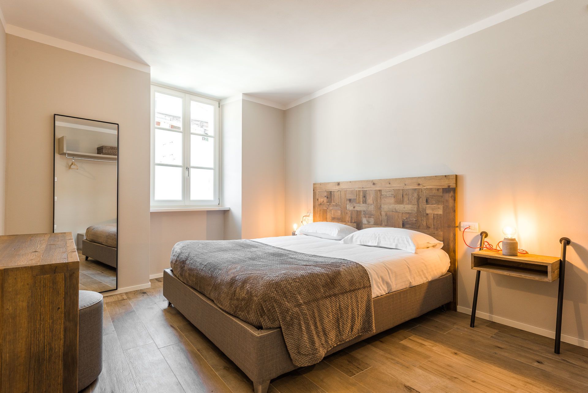 Lägenhet (Casa Tonetta - Via Jacopo Mattei n. 2) | Duntäcken, memory foam-madrasser och värdeförvaringsskåp på rummet