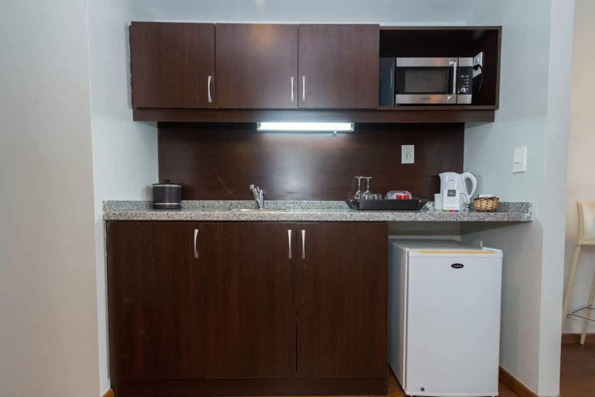 suite | minibar, in-room safe, desk, blackout curtains