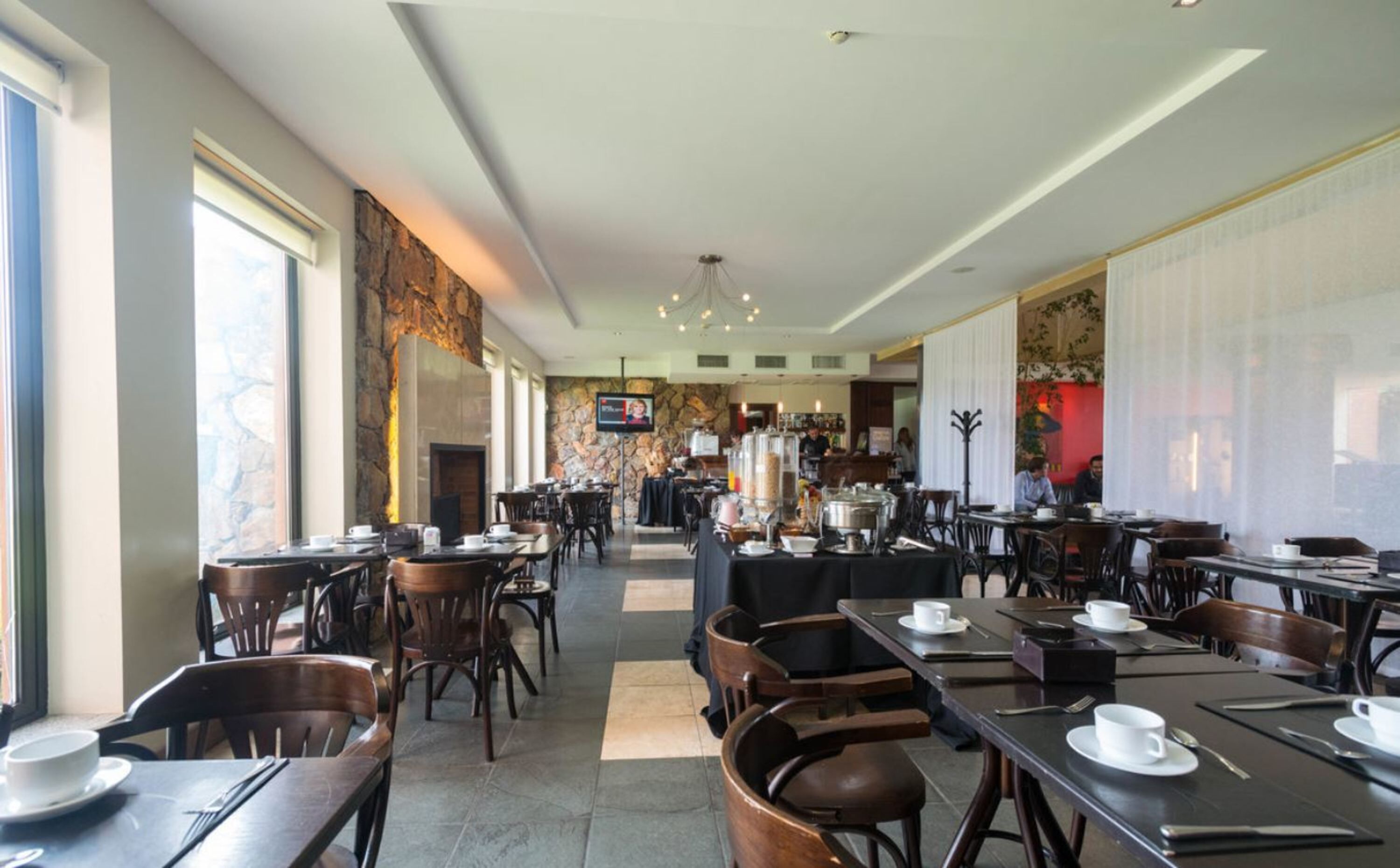 breakfast, lunch, dinner served; international cuisine, pool views