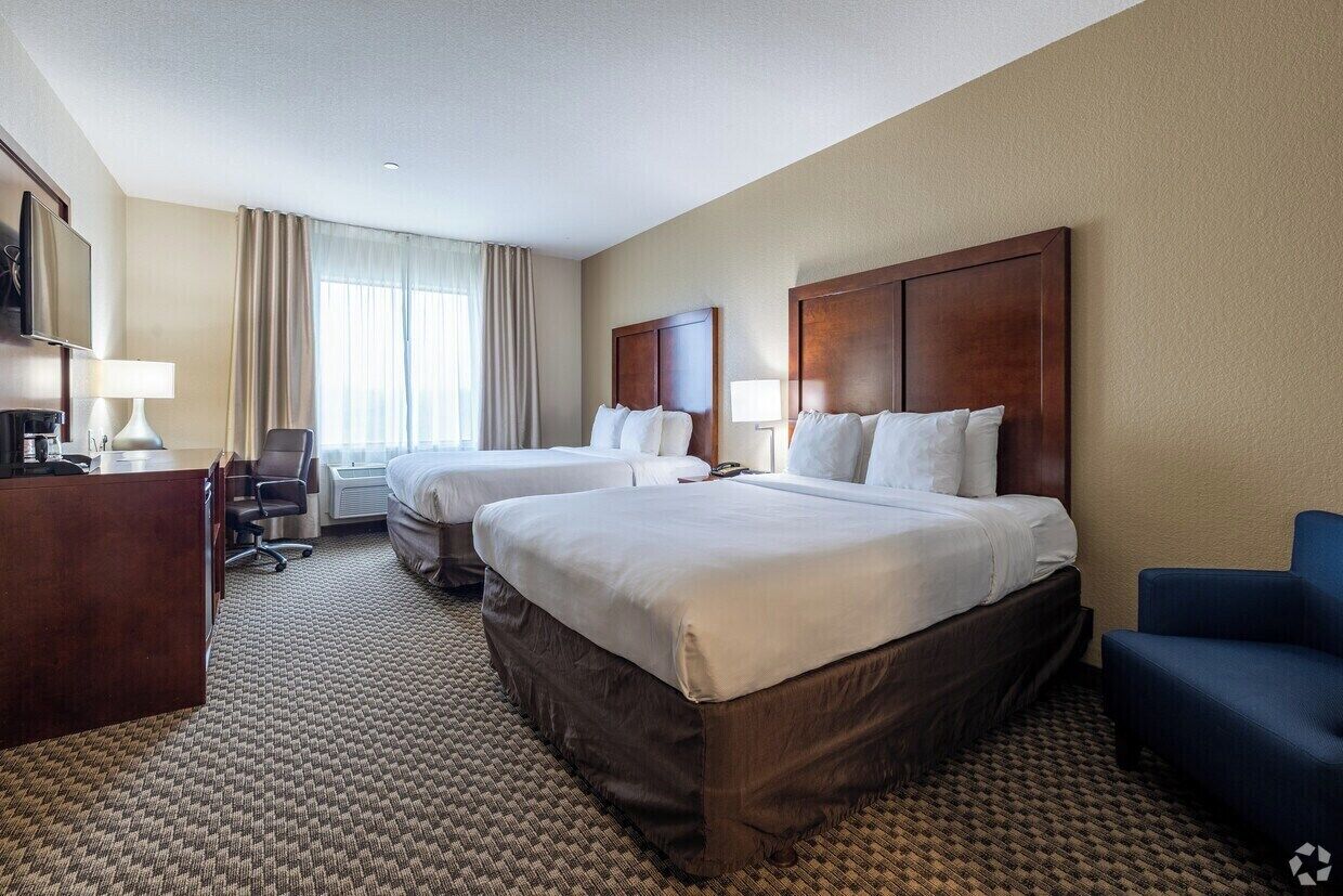 Room, 2 Queen Beds, Non Smoking