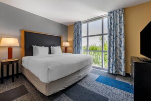 Suite, varias camas, para no fumadores (2 King Beds, 2 Person) | 1 habitación, ropa de cama de alta calidad y camas con pillow-top 