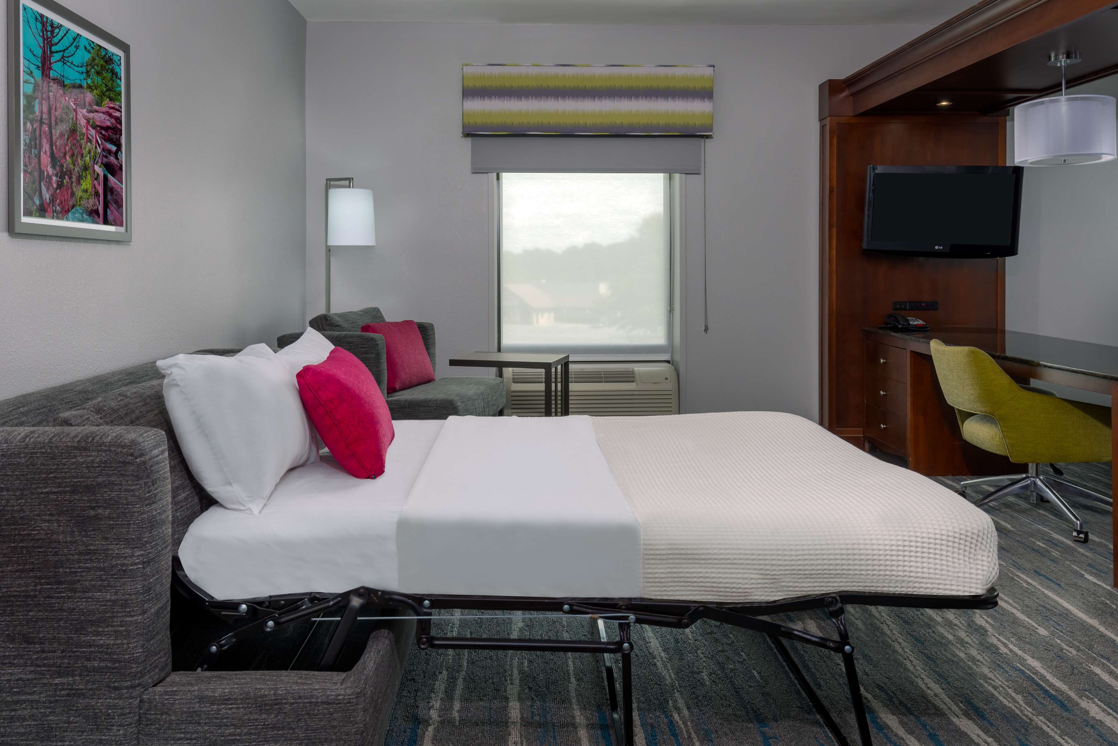 studio suite, 1 king bed with sofa bed | in-room safe, desk, blackout curtains, iron/ironing board