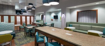 Hampton Inn & Suites Winston-Salem/University Area, NC