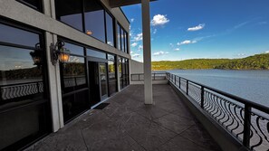 Premium Villa, 3 Bedrooms, Lake View (3 Bathrooms) | Balcony
