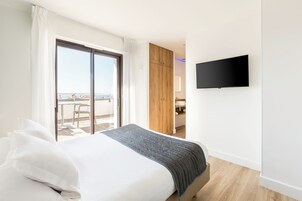 Quarto superior | Roupas de cama premium, camas Select Comfort, cofres nos quartos