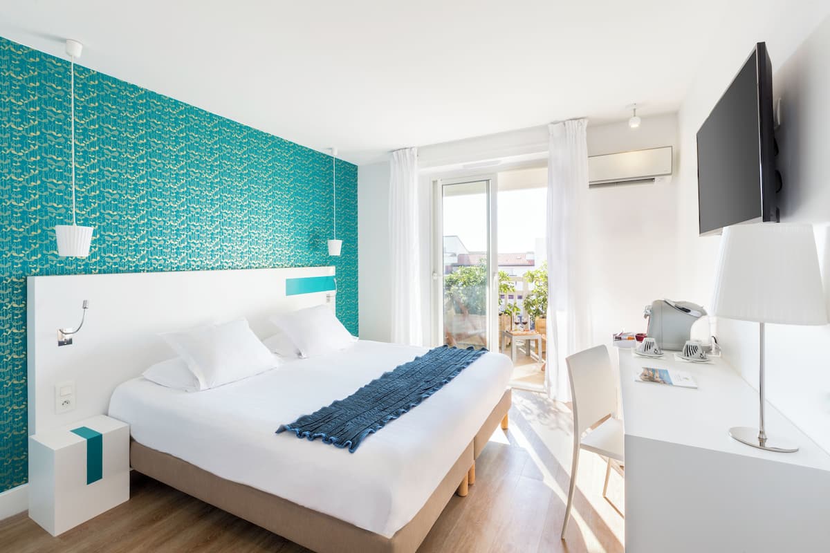 1 bedroom, premium bedding, Select Comfort beds, in-room safe