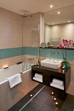 Free toiletries, hair dryer, towels