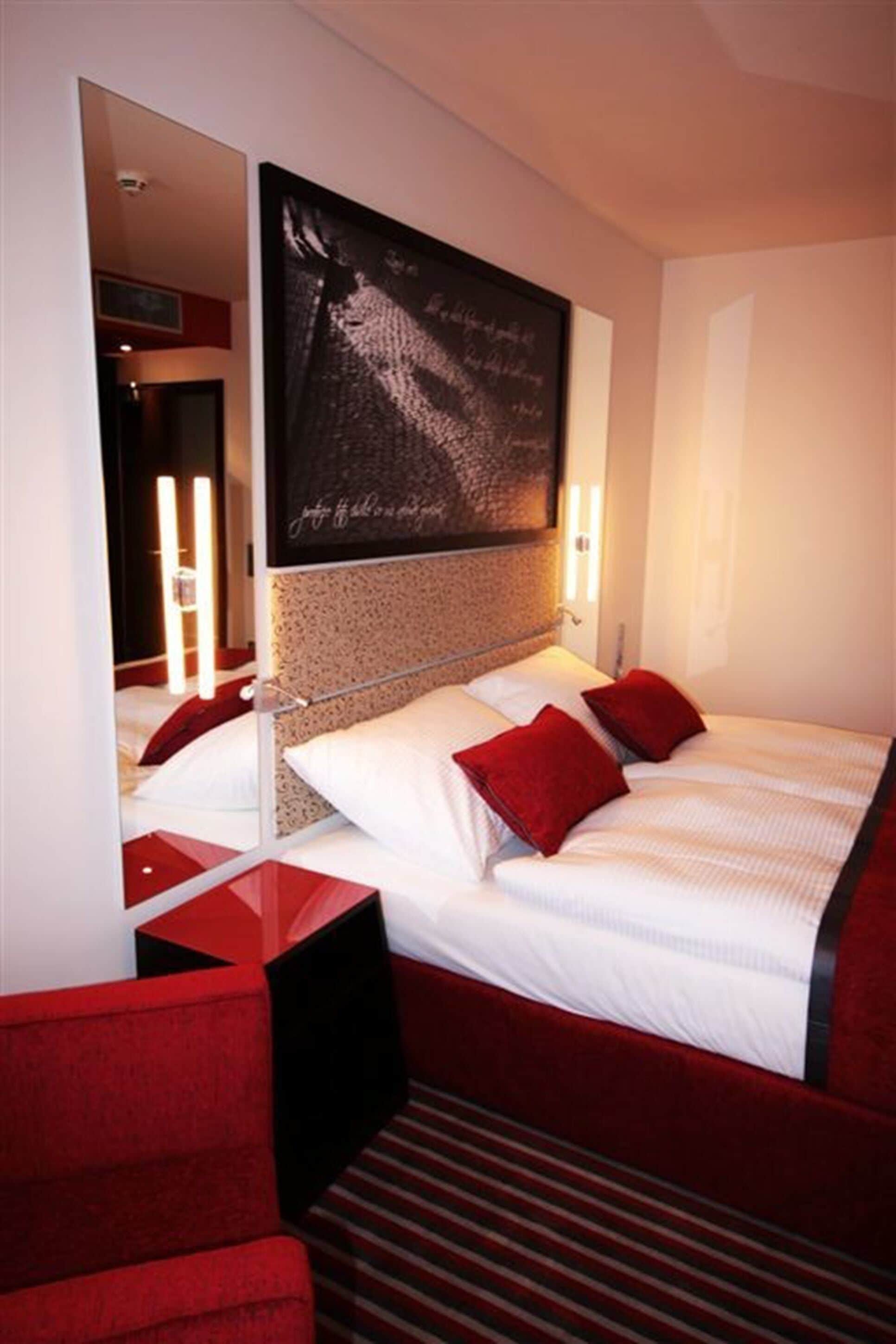 standard double or twin room | premium bedding, memory-foam beds, in-room safe, desk