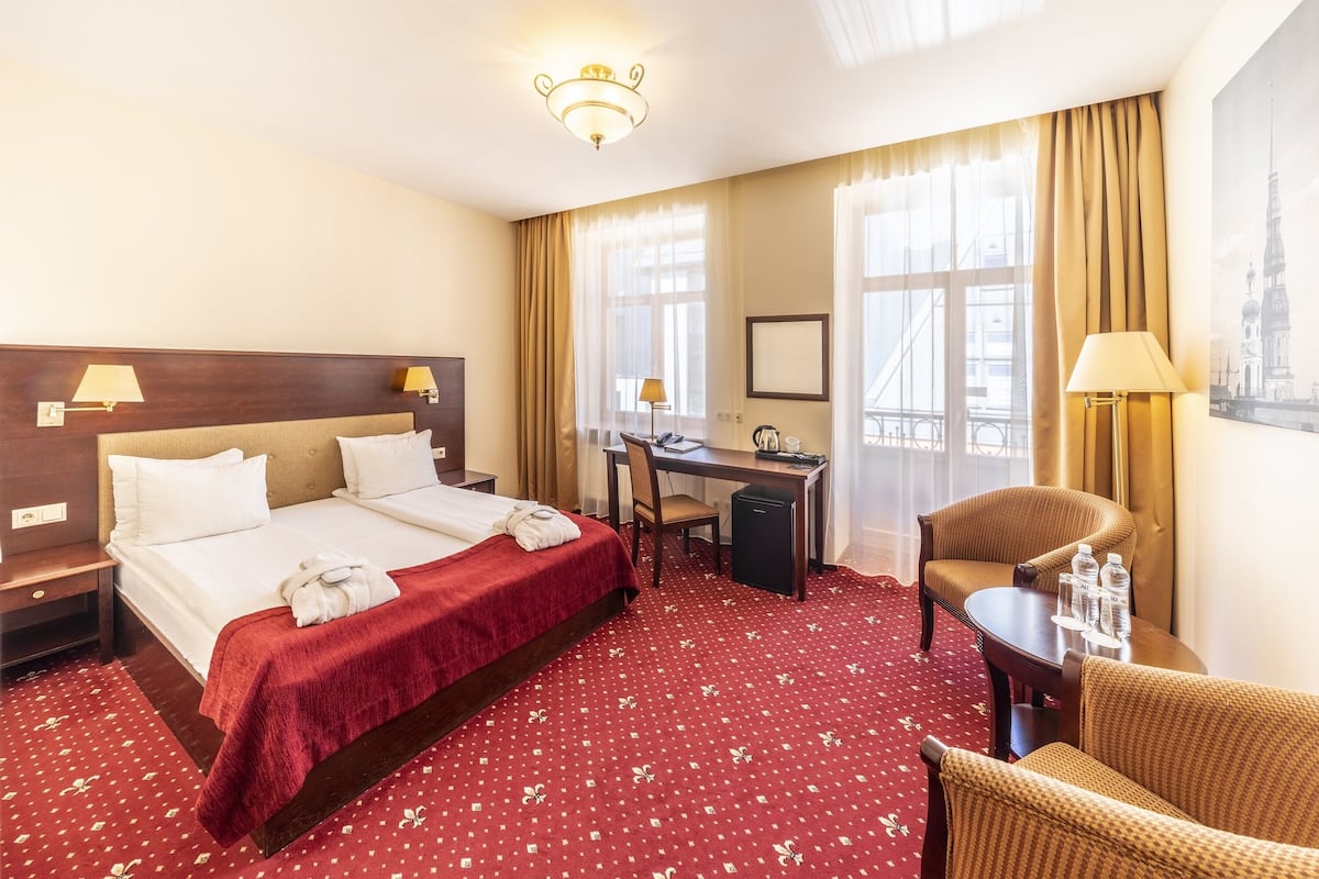 Superior Double Room, 1 Double Bed, Balcony | Minibar, in-room safe, desk, laptop workspace
