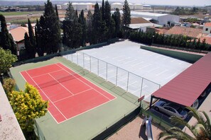 Tennis court