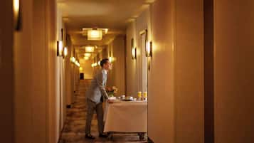 Room service - dining