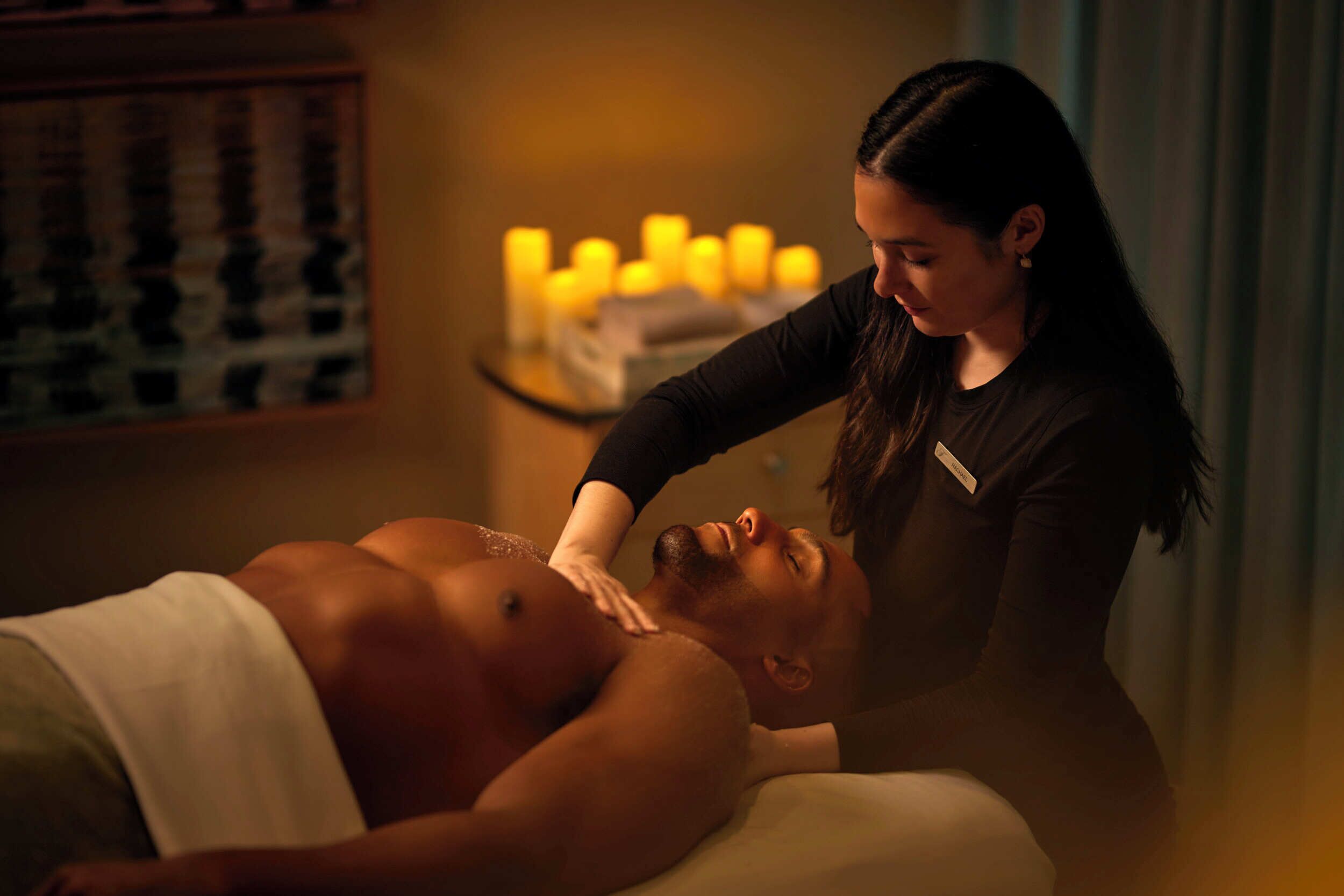 Couples treatment rooms, sauna, steam room, body treatments