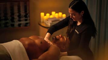 Couples treatment rooms, sauna, steam room, body treatments
