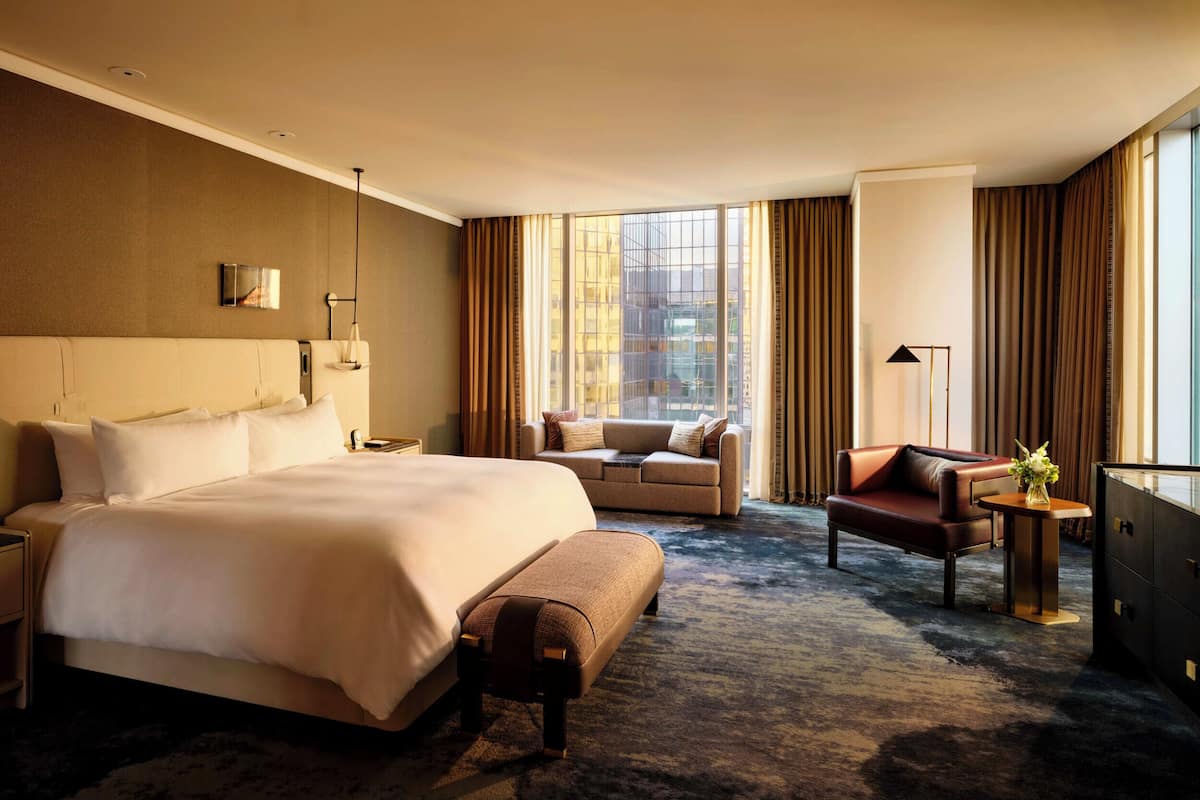 Grand Suite, 1 King Bed, City View | Minibar, in-room safe, desk, blackout drapes