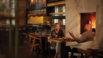 2 Restaurants; Frühstück, Mittagessen und Abendessen werden serviert