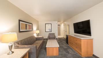 Junior Room | 1 bedroom, iron/ironing board, rollaway beds, free WiFi