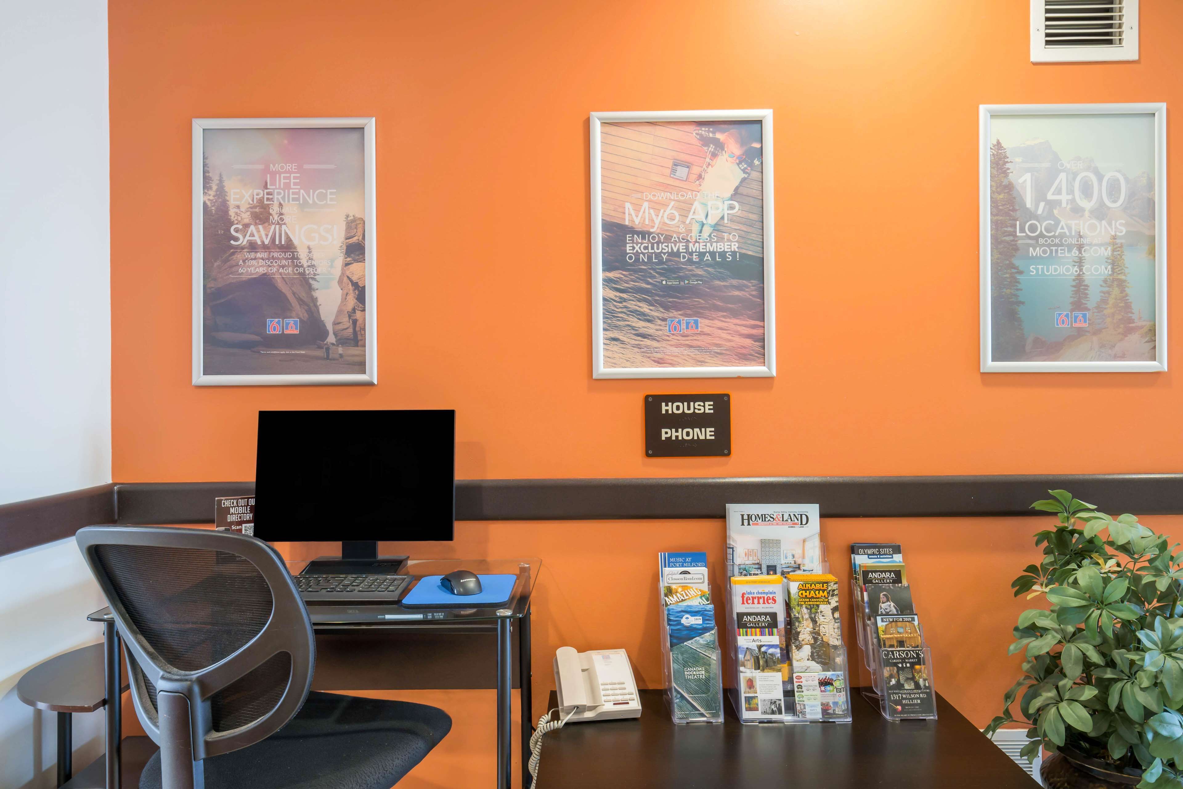 Foto - Motel 6-Kingston, ON