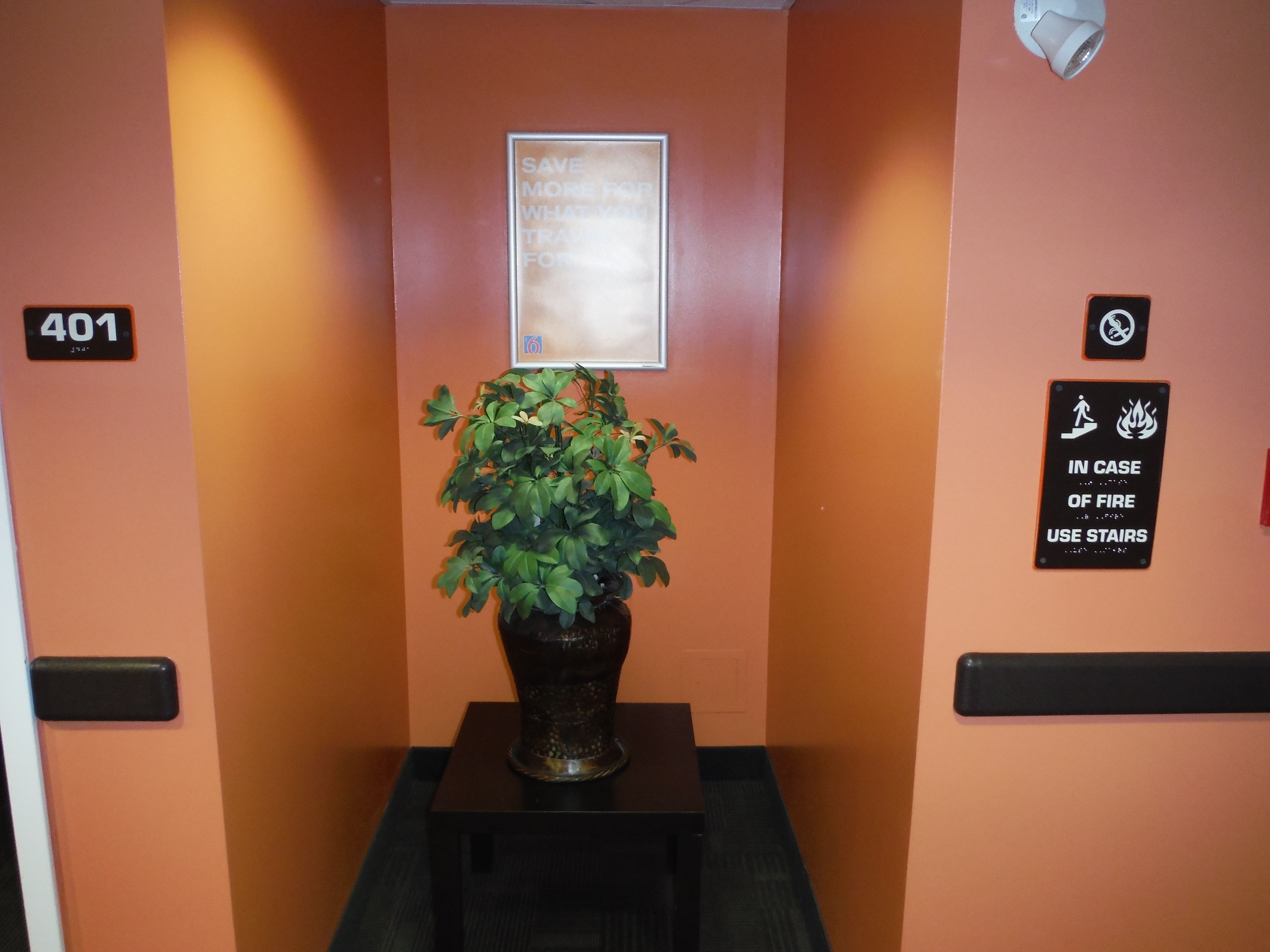 Photo - Motel 6-Kingston, ON