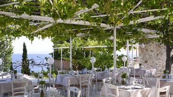 Outdoor pool, open 9:30 AM to 6:30 PM, pool umbrellas, pool loungers
