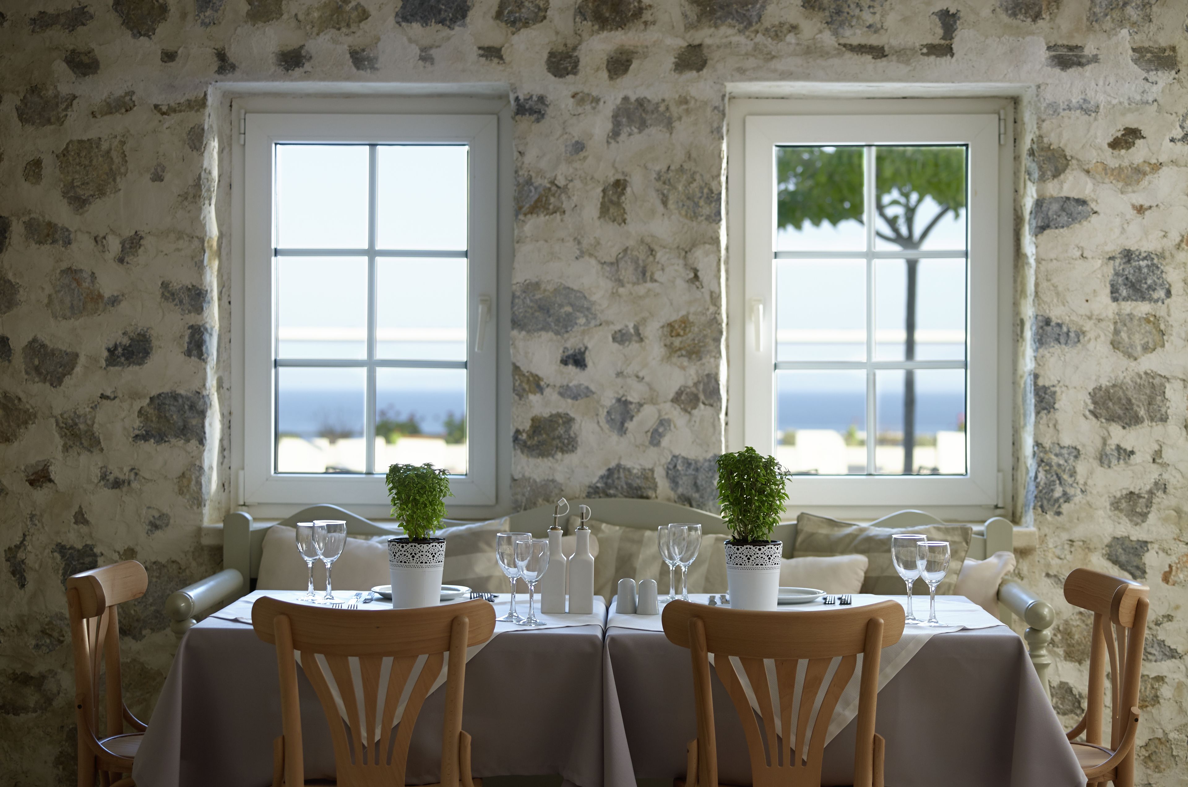 Photo - Atrium Hotel