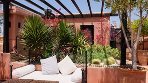 ลานระเบียง/นอกชาน