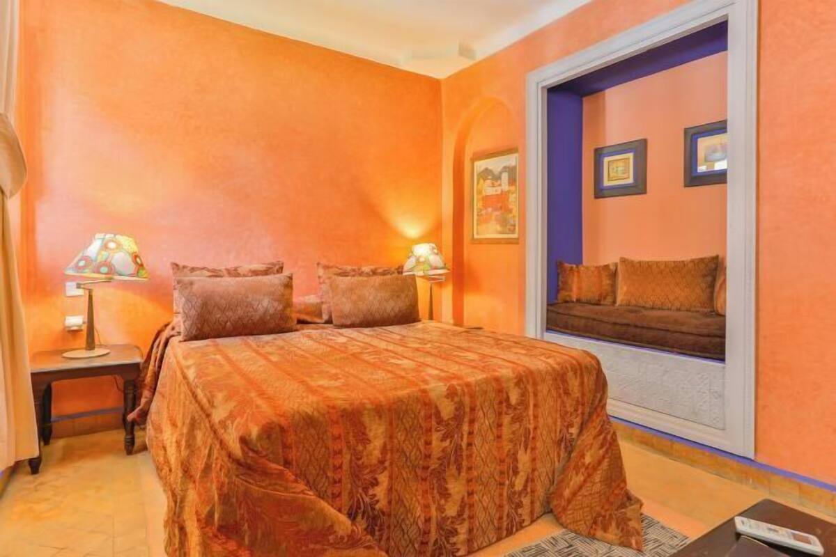 1 bedroom, individually furnished, iron/ironing board, free WiFi