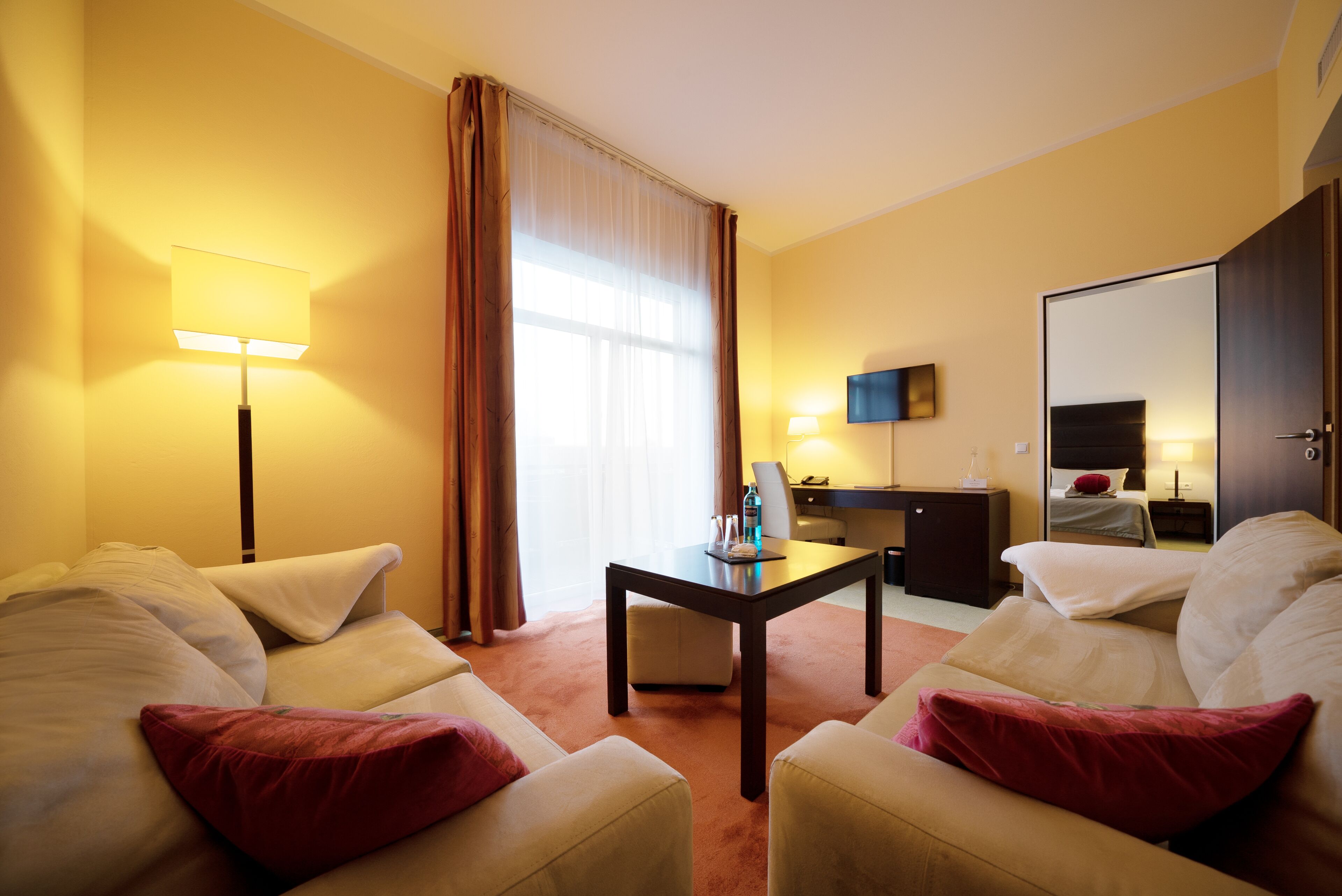 junior suite | living room | 35-inch tv with satellite channels