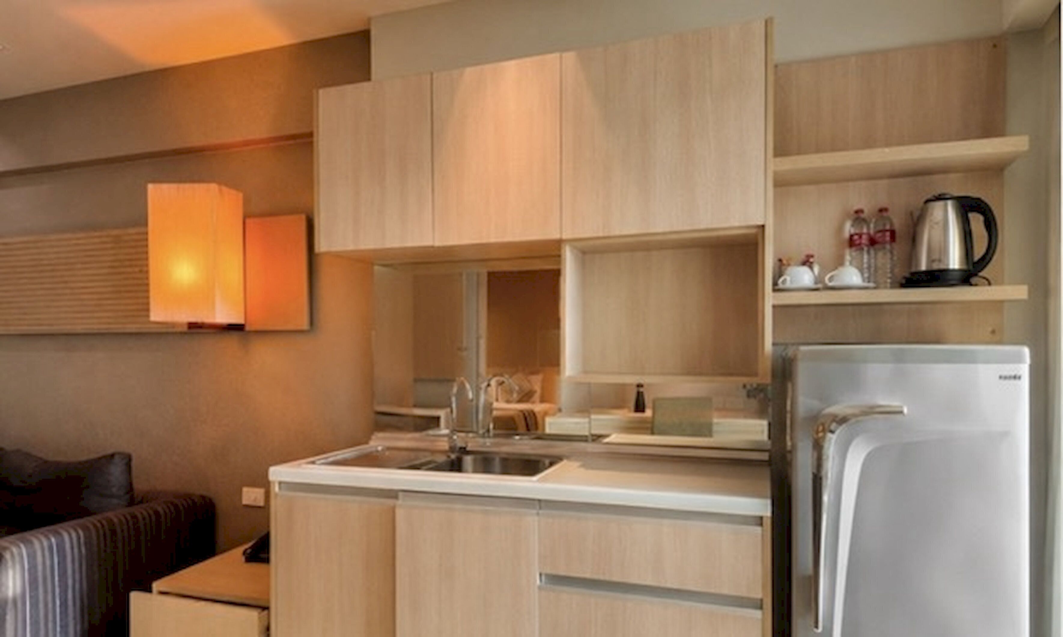 Executive Suite, 1 Double Bed, City View | Private kitchenette