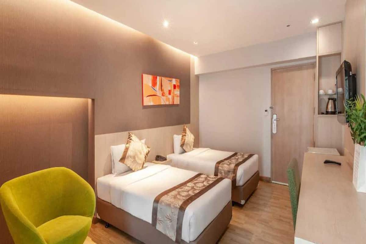 Biancheria da letto di alta qualità, una scrivania, Wi-Fi gratuito