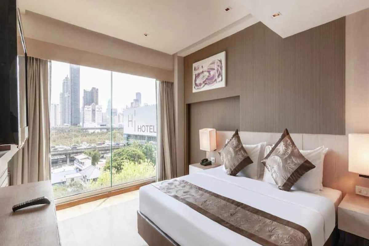 Biancheria da letto di alta qualità, una scrivania, Wi-Fi gratuito