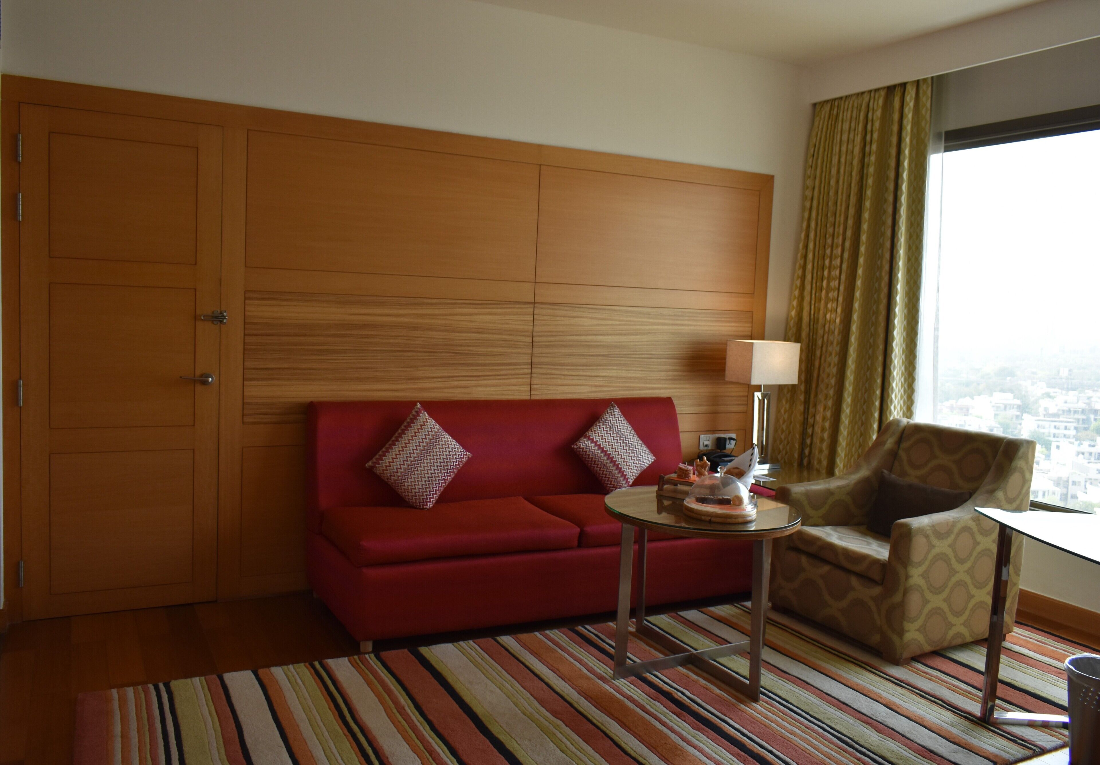 club suite, 1 bedroom | 1 bedroom, premium bedding, minibar, in-room safe