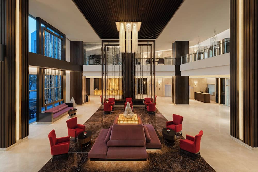 Courtyard by Marriott Gurugram Downtown